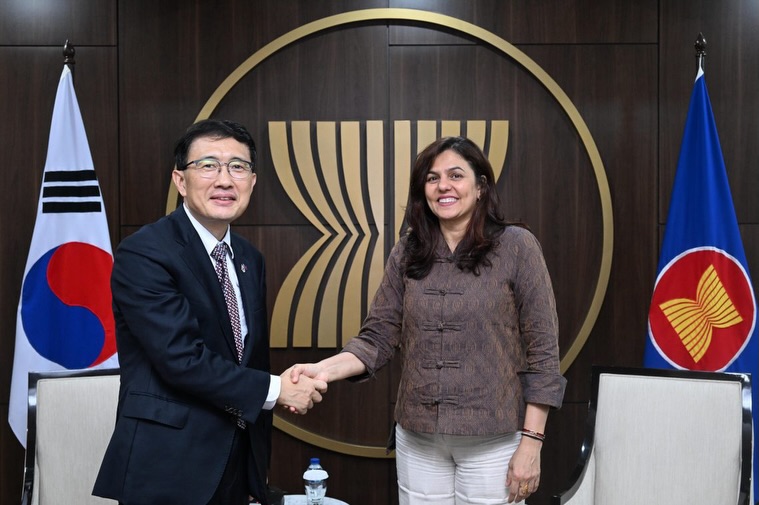 함정한 대사대리, 아세안 정치·안보공동체(APSC) 사무차장 면담(2.11, 아세안 사무국)